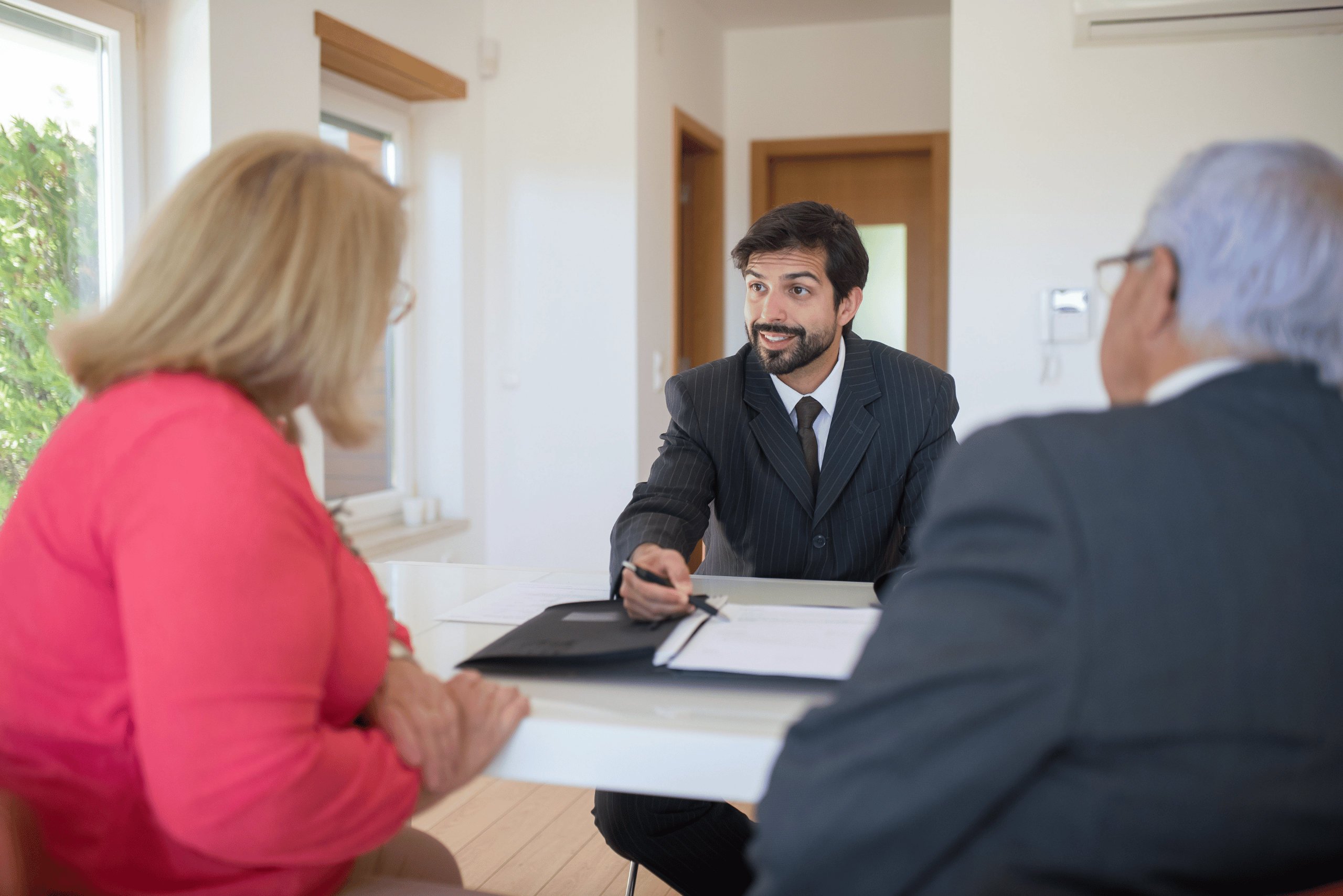¿Por qué entregar mi propiedad en administración a una inmobiliaria en Armenia?