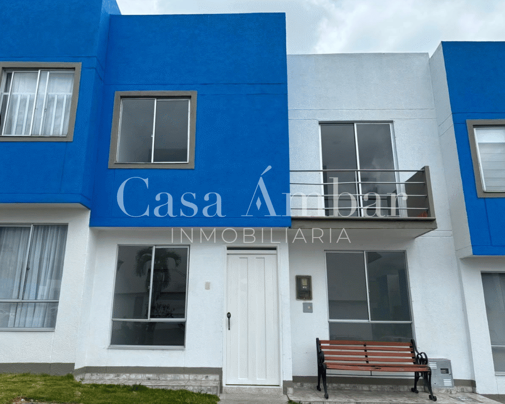 Casa en conjunto cerrado Agua Azul