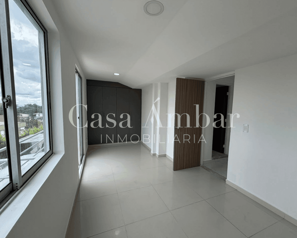 Casa amplia para toda la familia