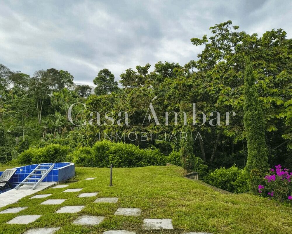 Casa Campestre con Sendero Ecologico
