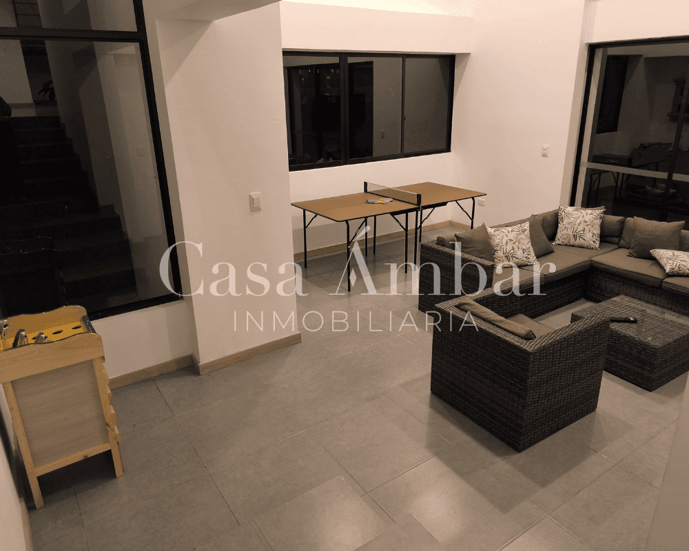 Casa campestre amoblada para la venta