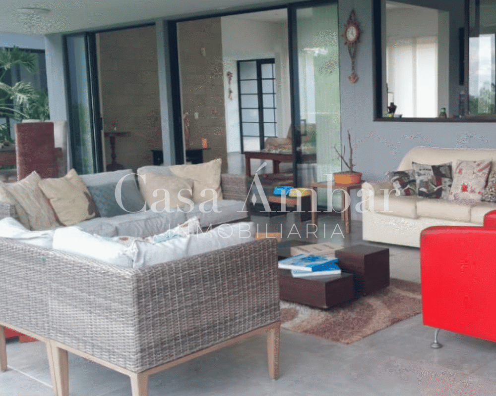 Casa campestre cerca del aeropuerto de pereria
