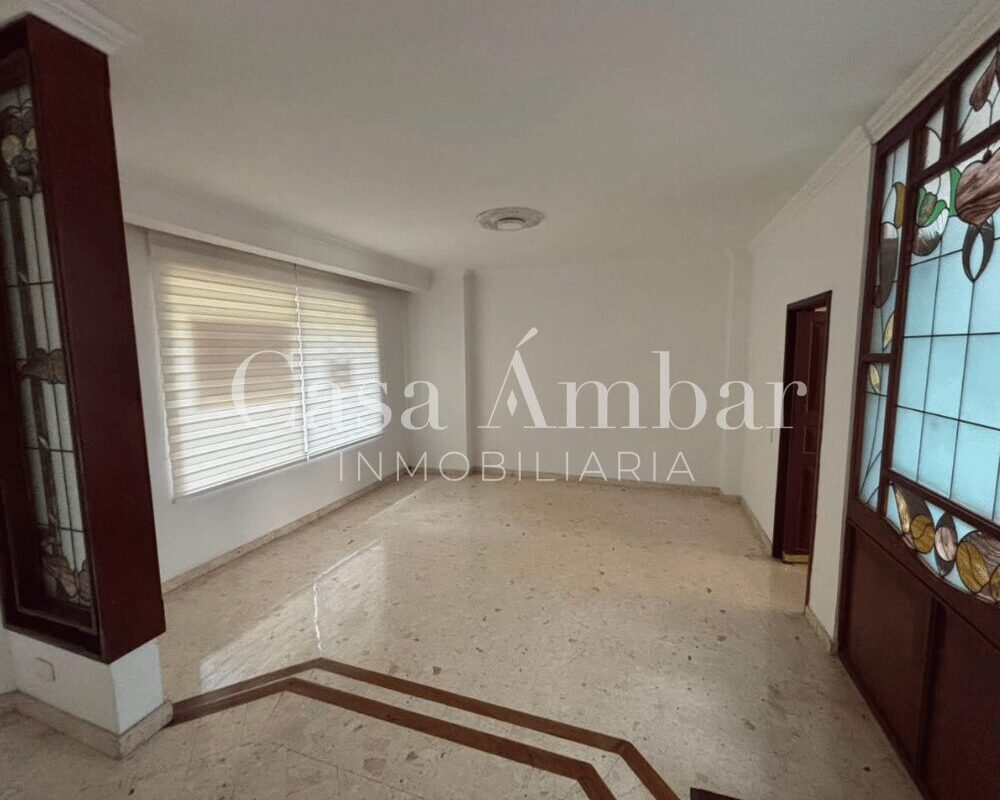 Casa comercial en arriendo