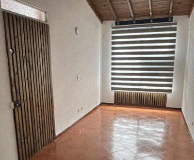 Entrada apartamento Calasanía 1