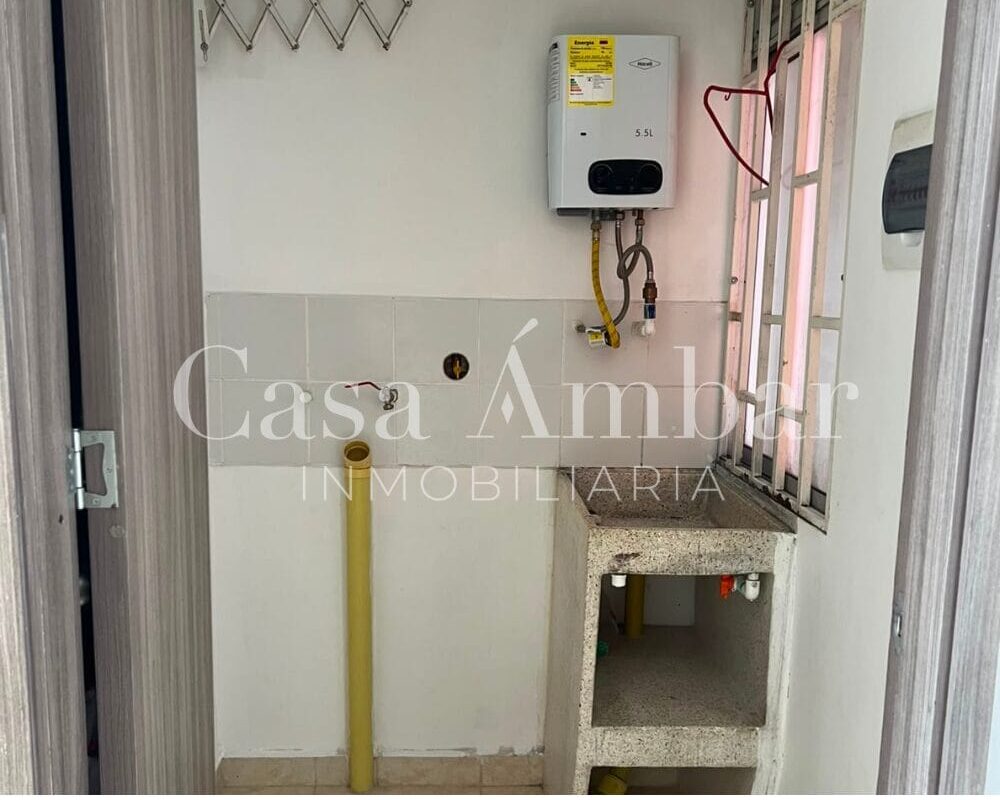 Apartamento de 3 habitaciones en la Pavona