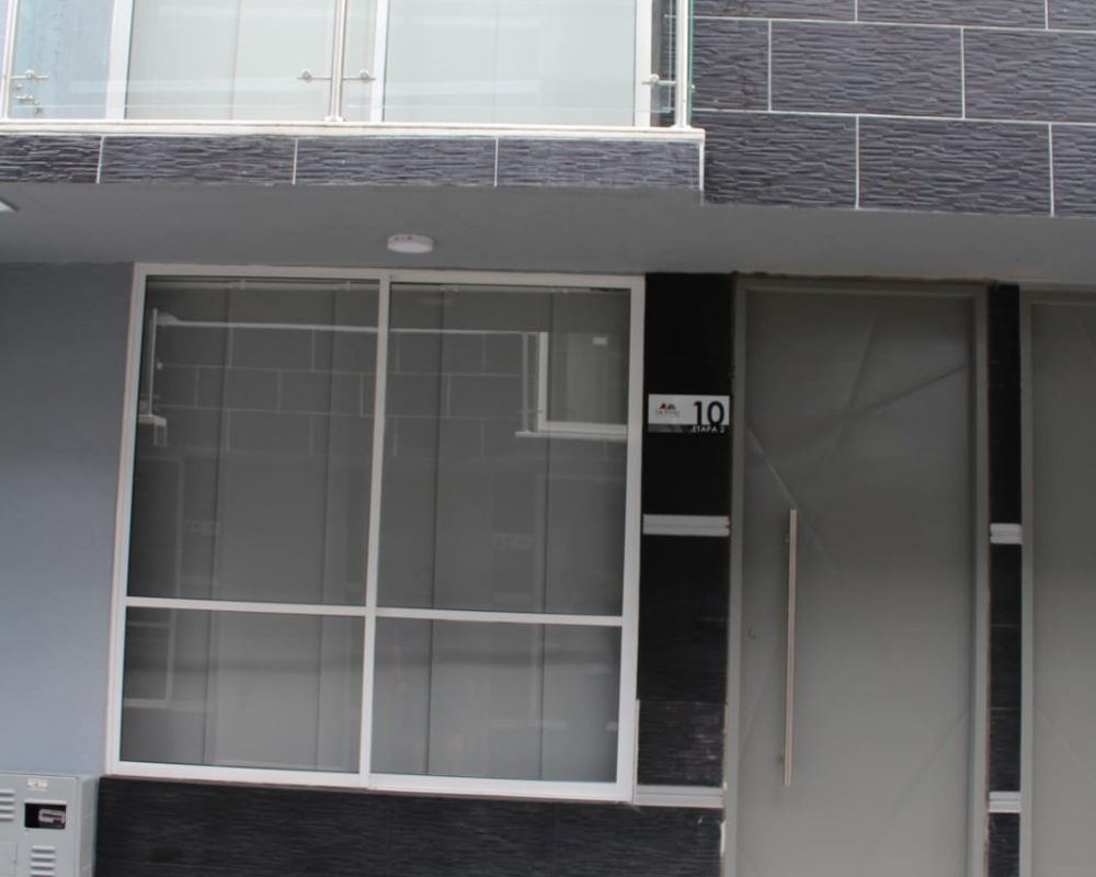 WhatsApp Image 2025-09-25 at 19.25.37 (2)